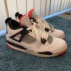 Jordan 4 Nostalgia