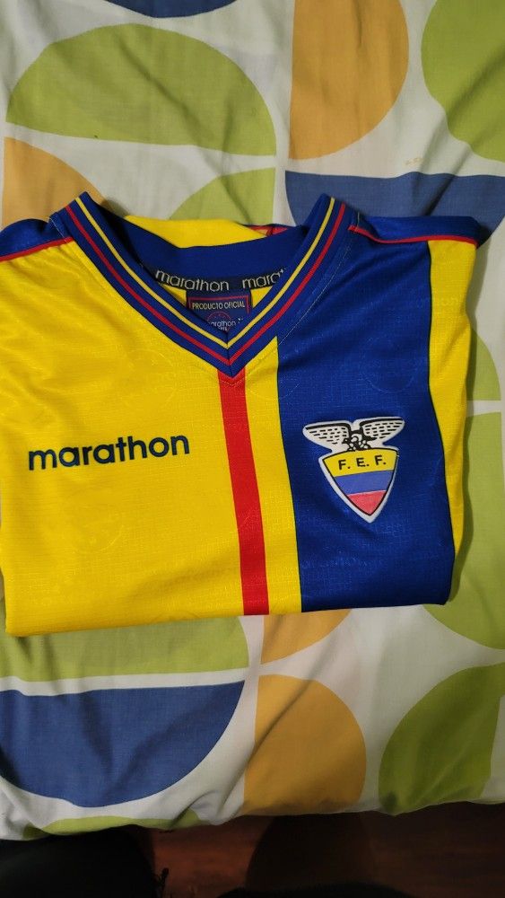 Vintage 90s Ecuador Soccer Jersey 1999