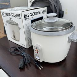 BRAND NEW Zojirushi NHS-10 Rice Cooker & Warmer