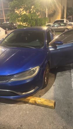 Chrysler 200