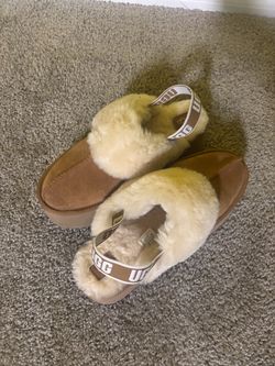 UGG Fluffy Slide Slippers