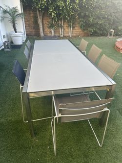 🔥 Outdoor Furniture Set – MONDECASA Chairs + Heavy Glass CASTLE LINE Table (Belgium)