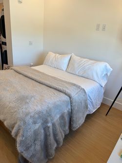 Queen *Nectar* Premier Hybrid Mattress + Frame