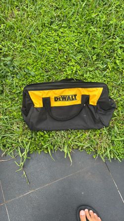 Dewalt large tool bag
