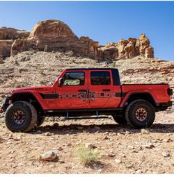 Rock Slide Engineering Jeep Gladiator JT 4 Door Step Slider 2020-2023