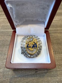 2021-22 Los Angeles Rams M. Stafford NFL Super Bowl Championship Ring