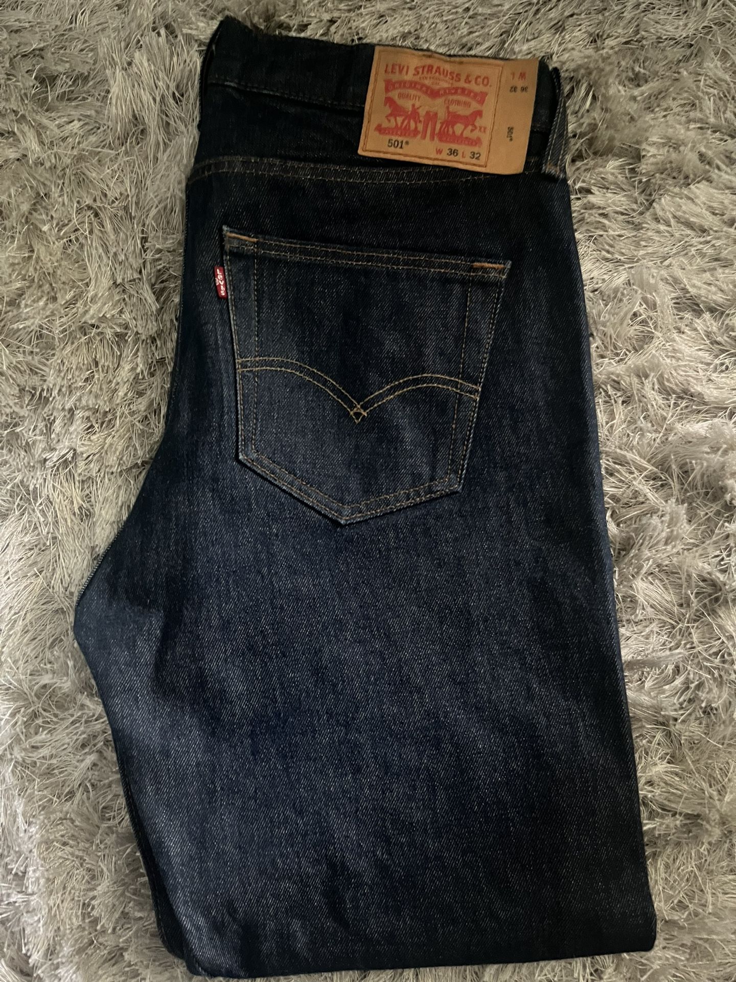 501s Levi Jeans  Dark Blue