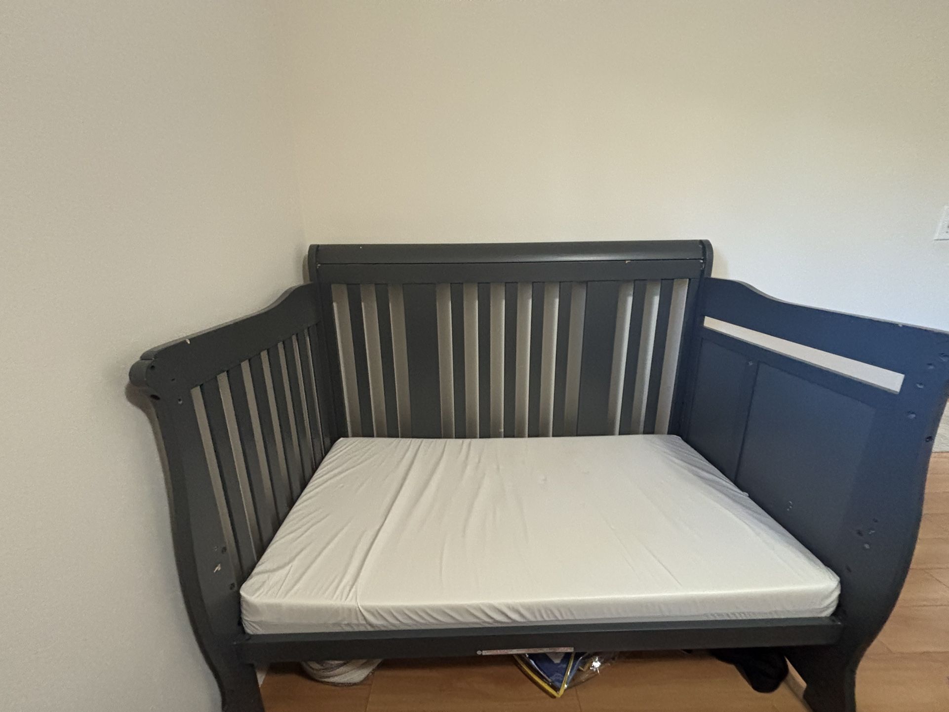 Convertible 4-in-1 Crib