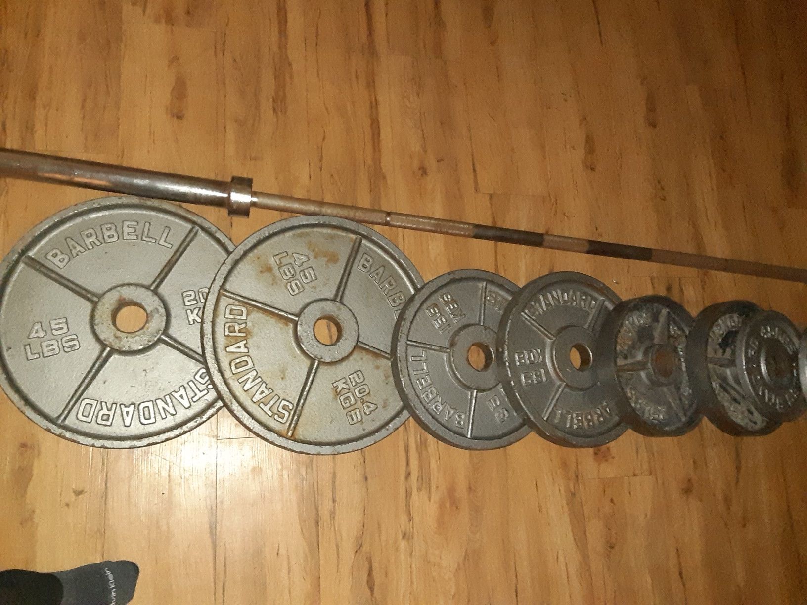 Olympic bar + weights