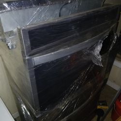 Like NEW Oven