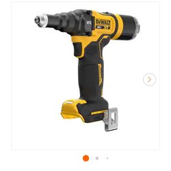DEWALT 20-Volt MAX Cordless 3/16 in. Rivet Tool (Tool-Only)sims new but missing back plastic 