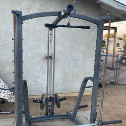 Used Weight Machine Top Screws Appear Loose But All Functions Work Really Well