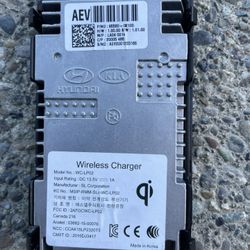 Wireless Charger WC-LP02 95560-G2100 Hyundai Kia