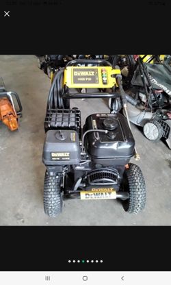 DeWalt 4400 PSI Gas Pressure Washer