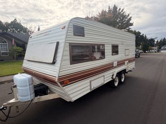 1985 wilderness Fleetwood 19 foot