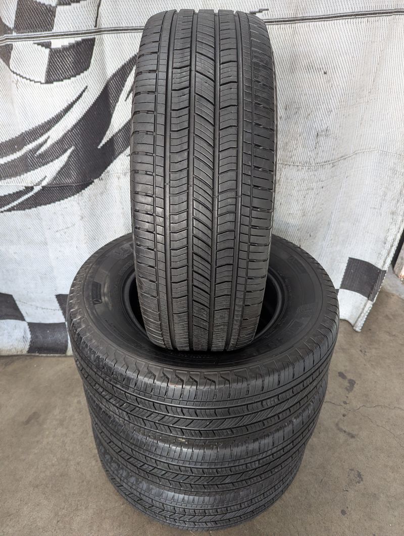 265/65r18 Michelin Energy Saver A/S Tires