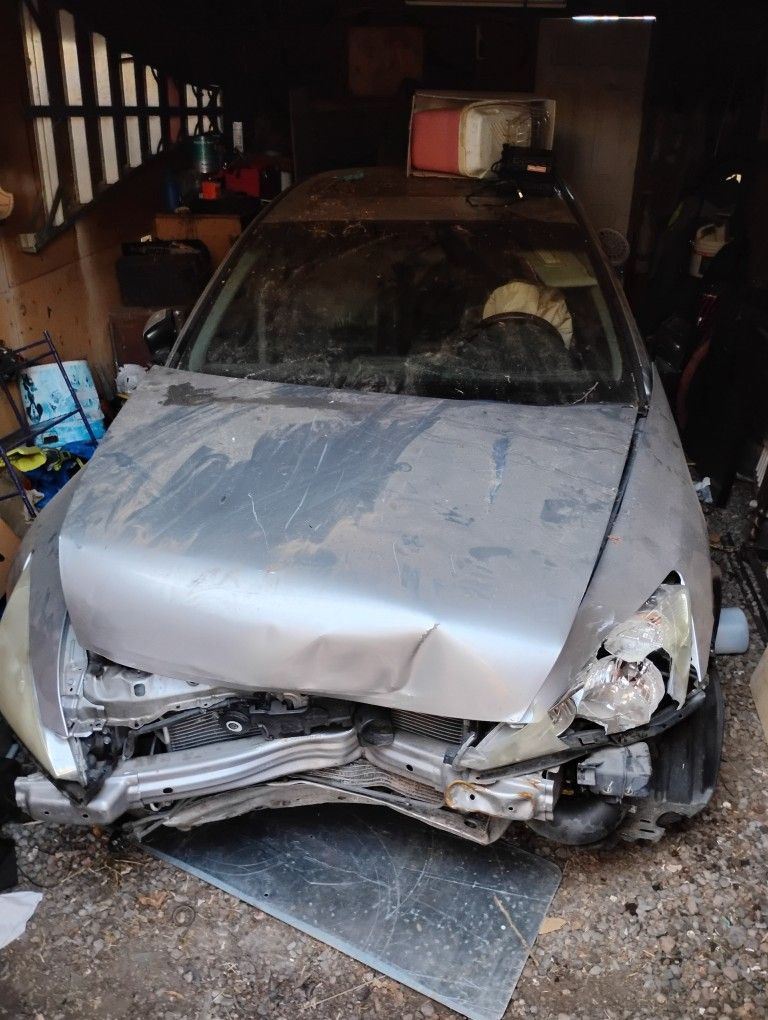 O6honda Fixable The Motor Wasn't Pushed Back But The Front Clip Is Done And Good Rims Leather Interior Under $200,000 Miles