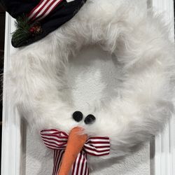Christmas Wreath Fuzzy Snowman 