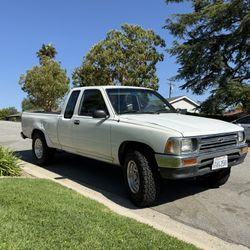22re 1993 Toyota Xtra Cab pickup