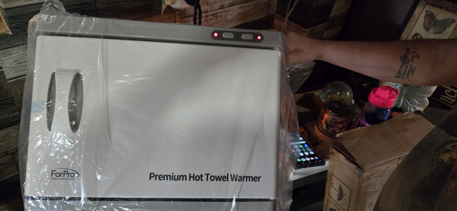 Premium hot towel warmer