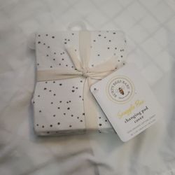 Burt's Bees Changing Pad Cover