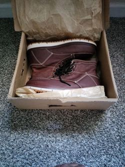 Work boots size 11