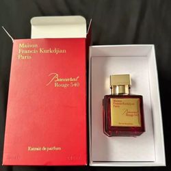 Baccarat Cologne perfume