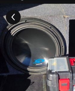15inch alpine type s with amp