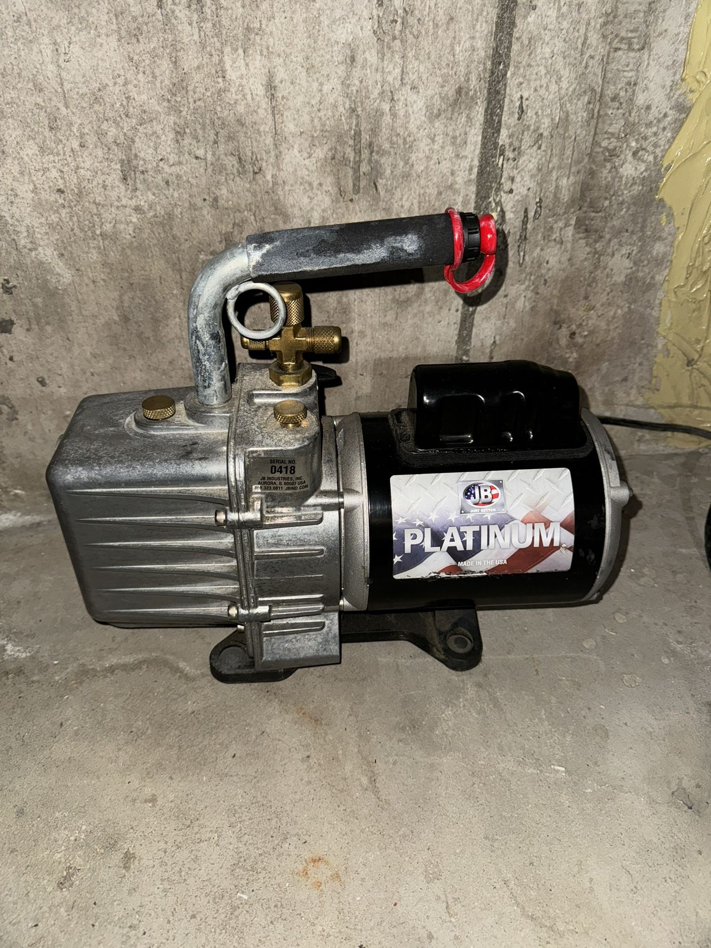 JB PLATINUM Vacuum Pump DV-200N 7cfm