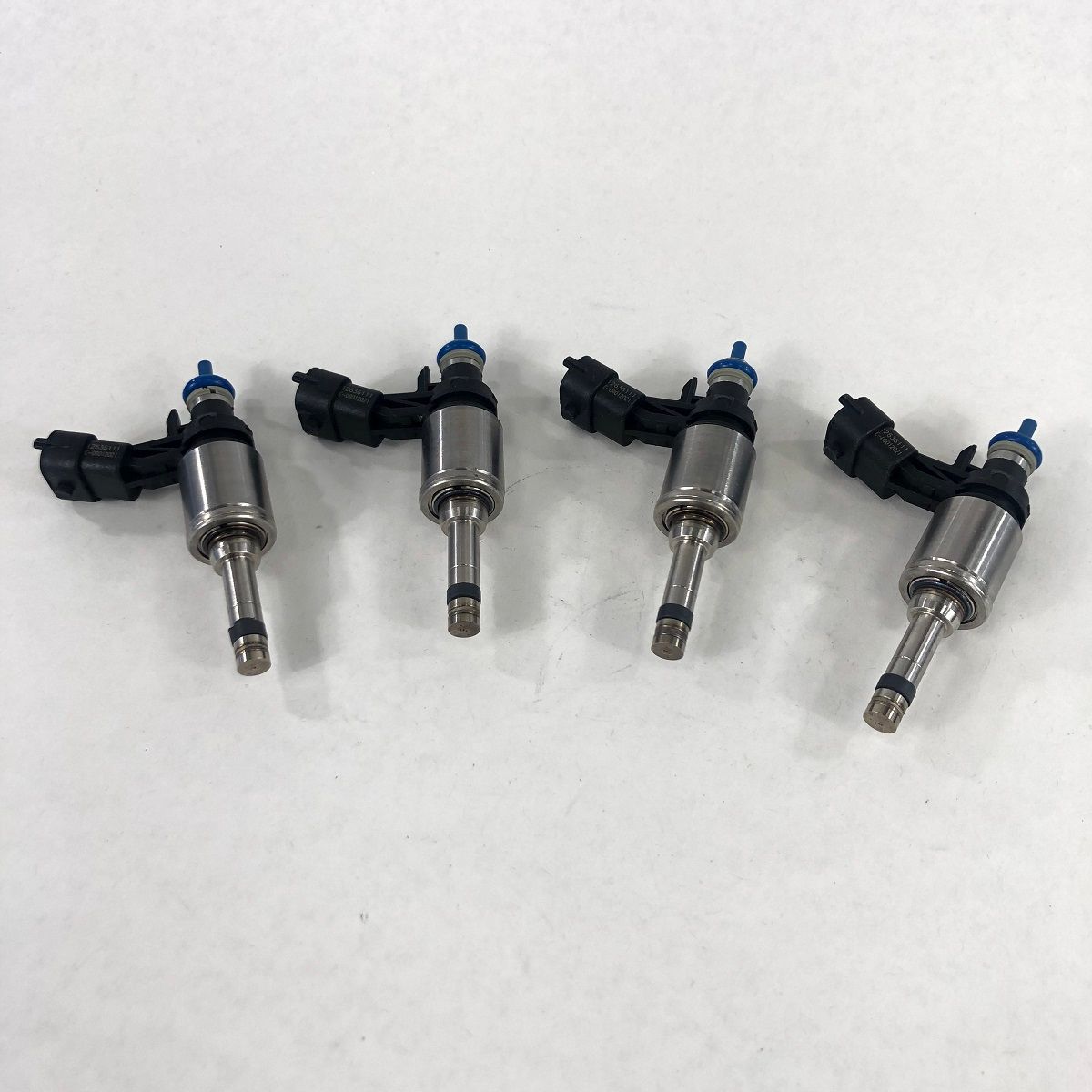 4 pieces of Fuel Injectors for Buick Chevrolet Saturn 2.0L 0261500112 12636111(FI_CH6111 x4