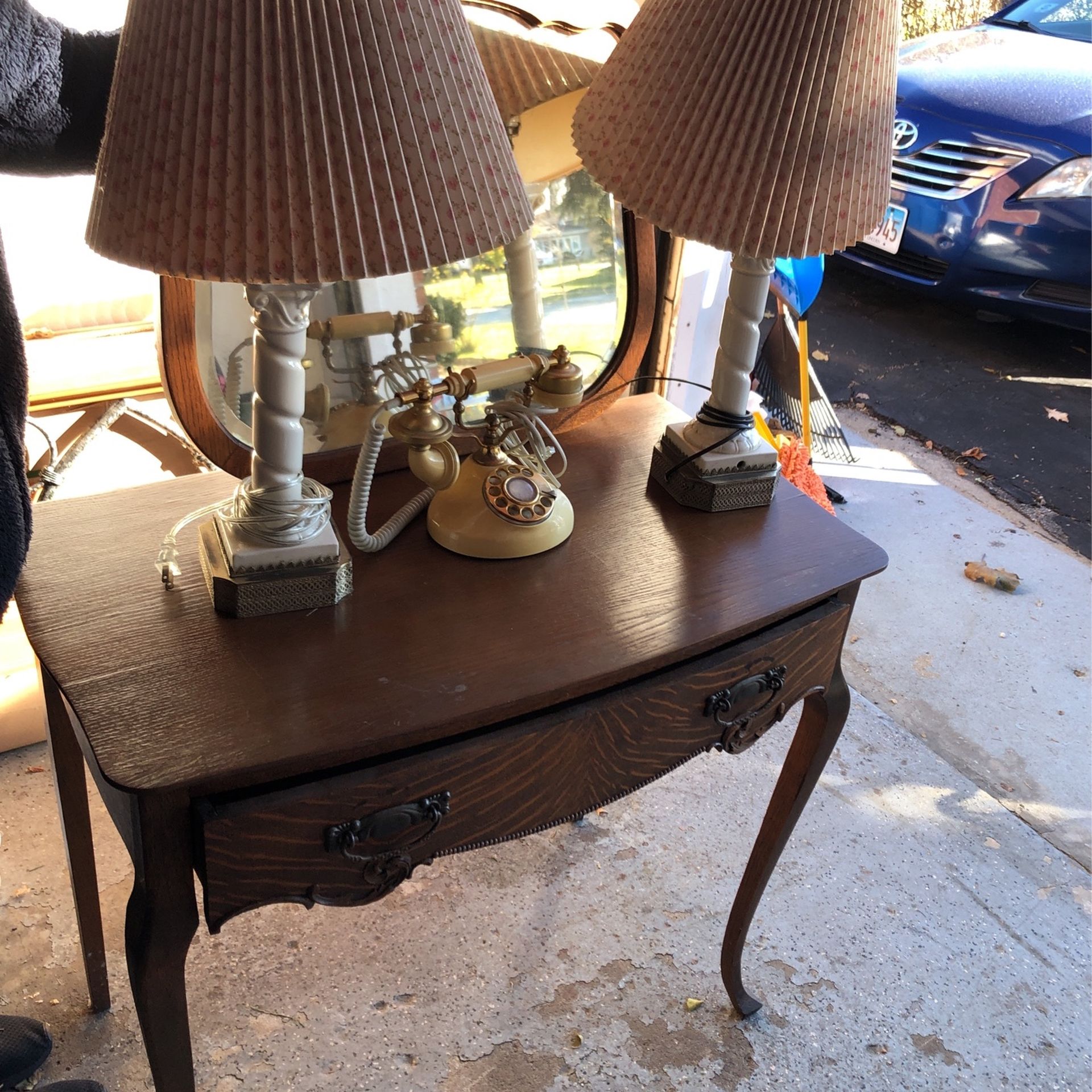 Vintage tiger Vanity 