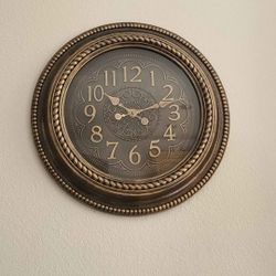 Antique Style Wall Clock