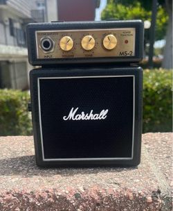 Marshal mini amp