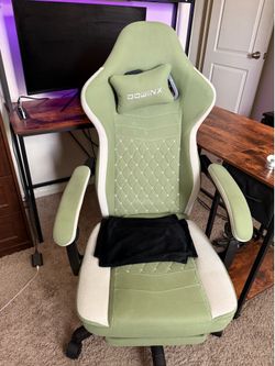Gaming chair