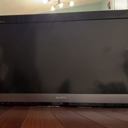 30 Inch Sony Bravia Model kdl-32ex700