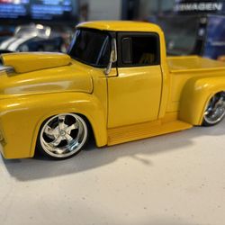 56 Ford 1/24Th Scale By Jada