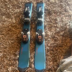 Youth Kids Skis 30” Cheaper Than Rentals Only $25 Includes Bindings