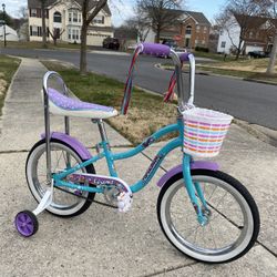 Girls Schwinn Bike with Training wheels 