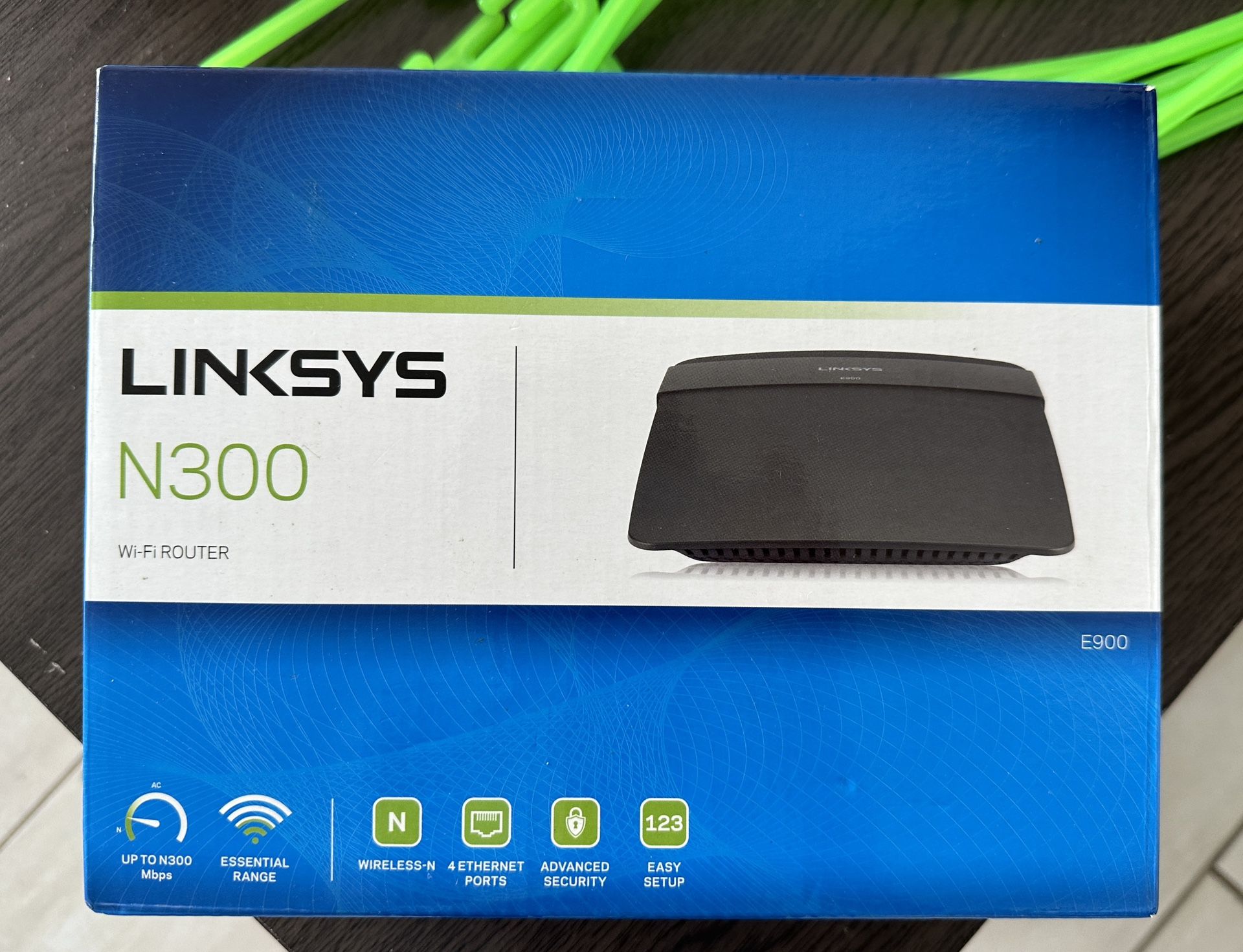 Linksys N300 Wi-Fi Wireless Router (E900)