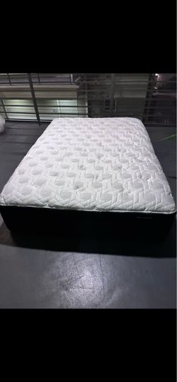 Englander full-size mattress!