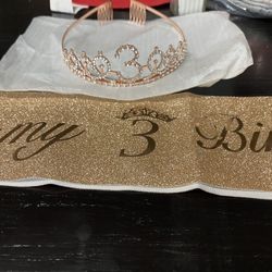 Birthday Crowns With Banners 