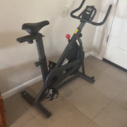 Stationary bike 