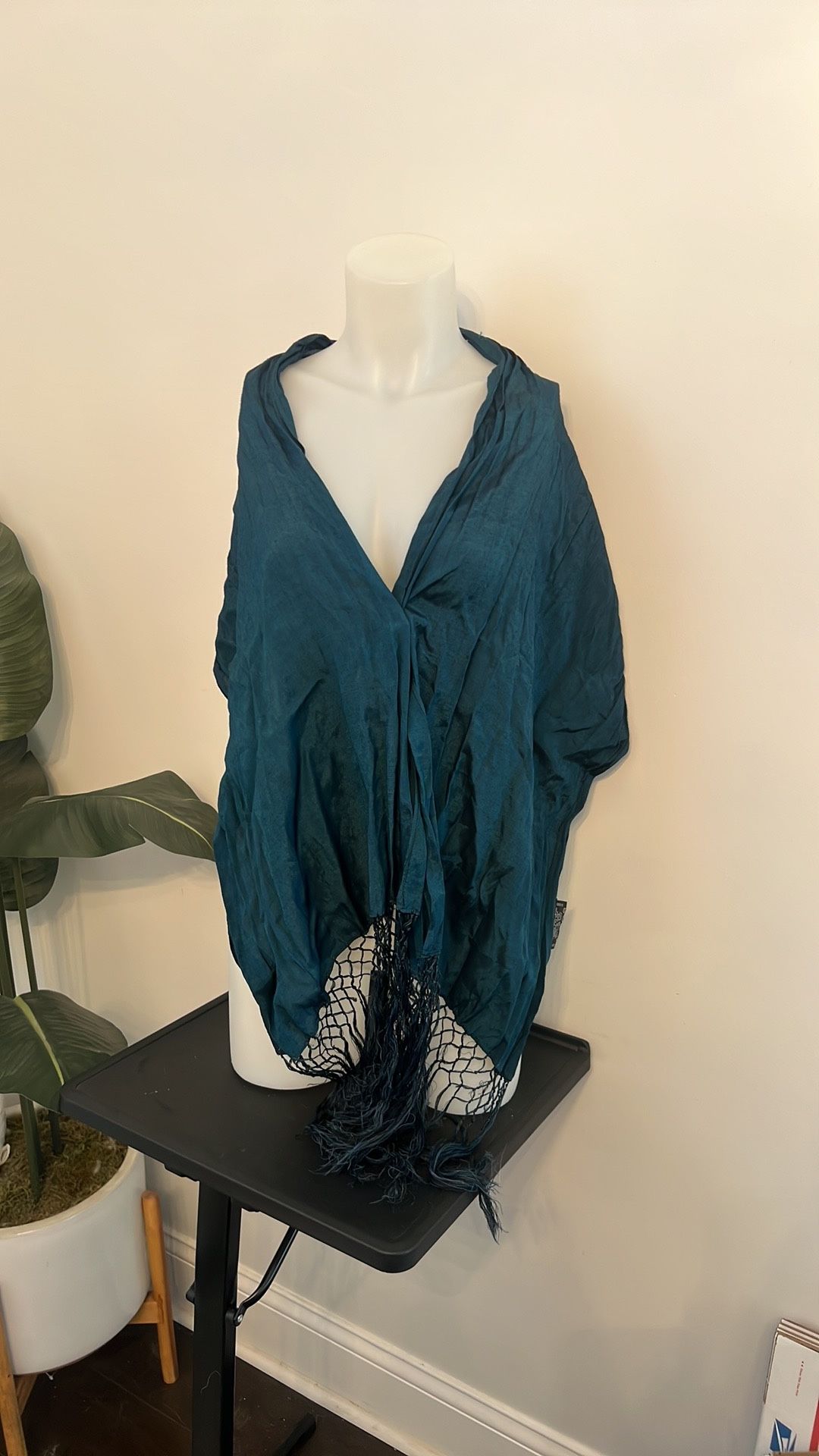 Oscar Del Renta fringe Scarf