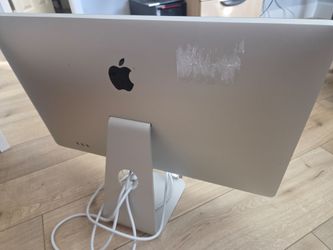 Apple thunderbolt display