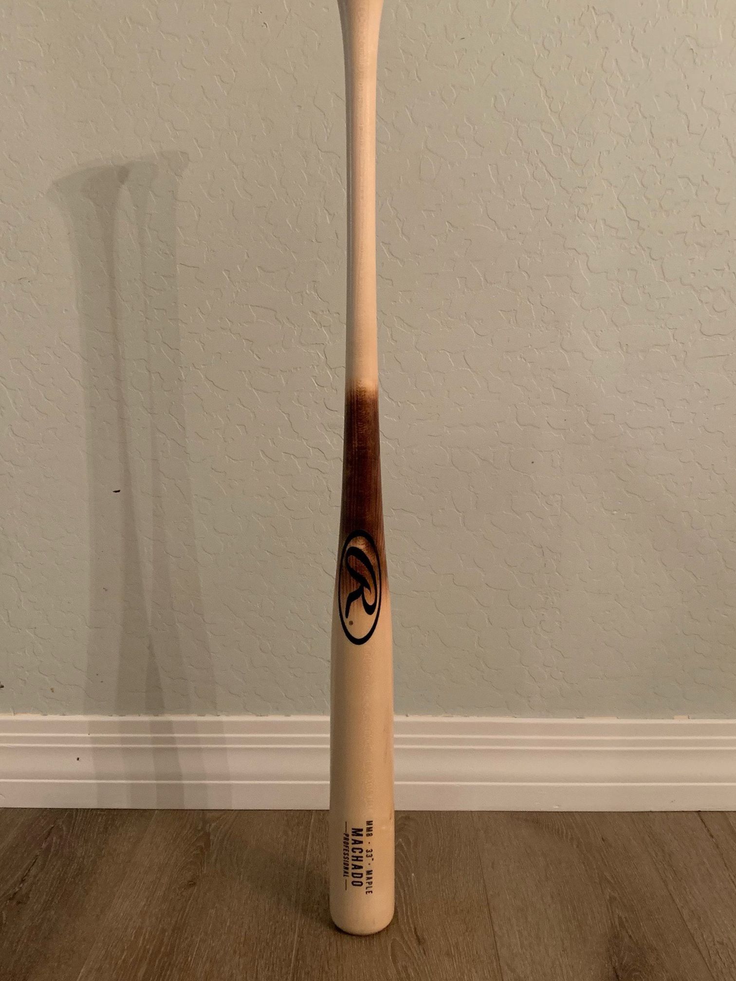 Rawlings MM8 33” Maple Wood Bat - BRAND NEW