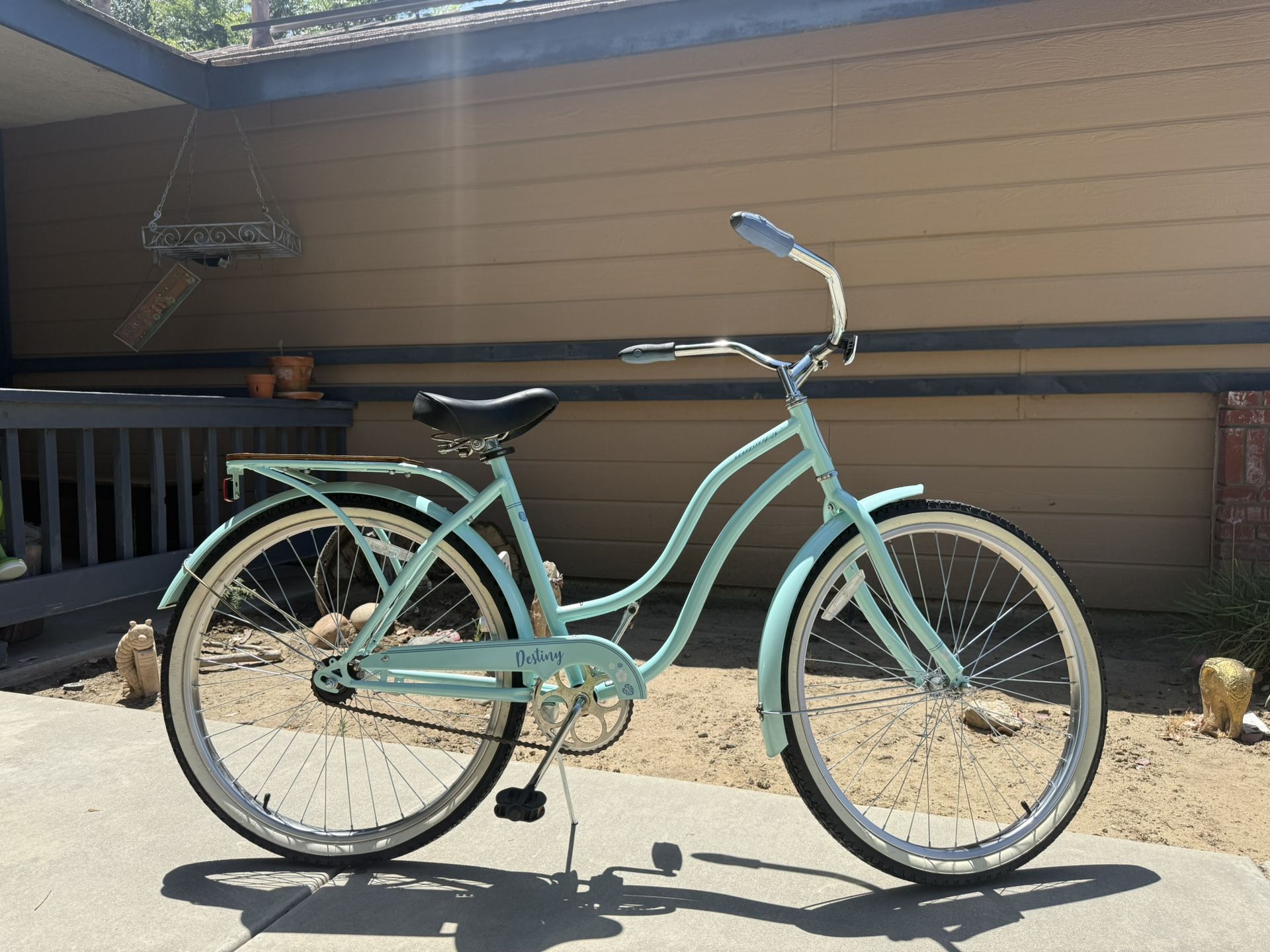 Women’s Beach Cruiser/bike/schwinn