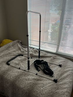 Adjustable Bed Grab Bar/Support Rail