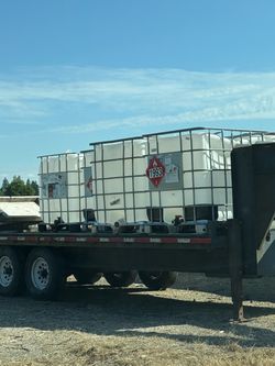 275 gal IBC Totes