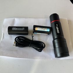 COAST® HP8R 1000 Lumen Rechargeable PURE BEAM® Focusing LED Flashlight with SLIDE FOCUS® and FLEX CHARGE™ Dual Power, Black