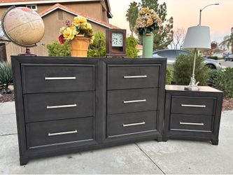 Gray Solid Wood Modern Dresser Chest of Drawers and Nightstand Furniture Set Great Condition